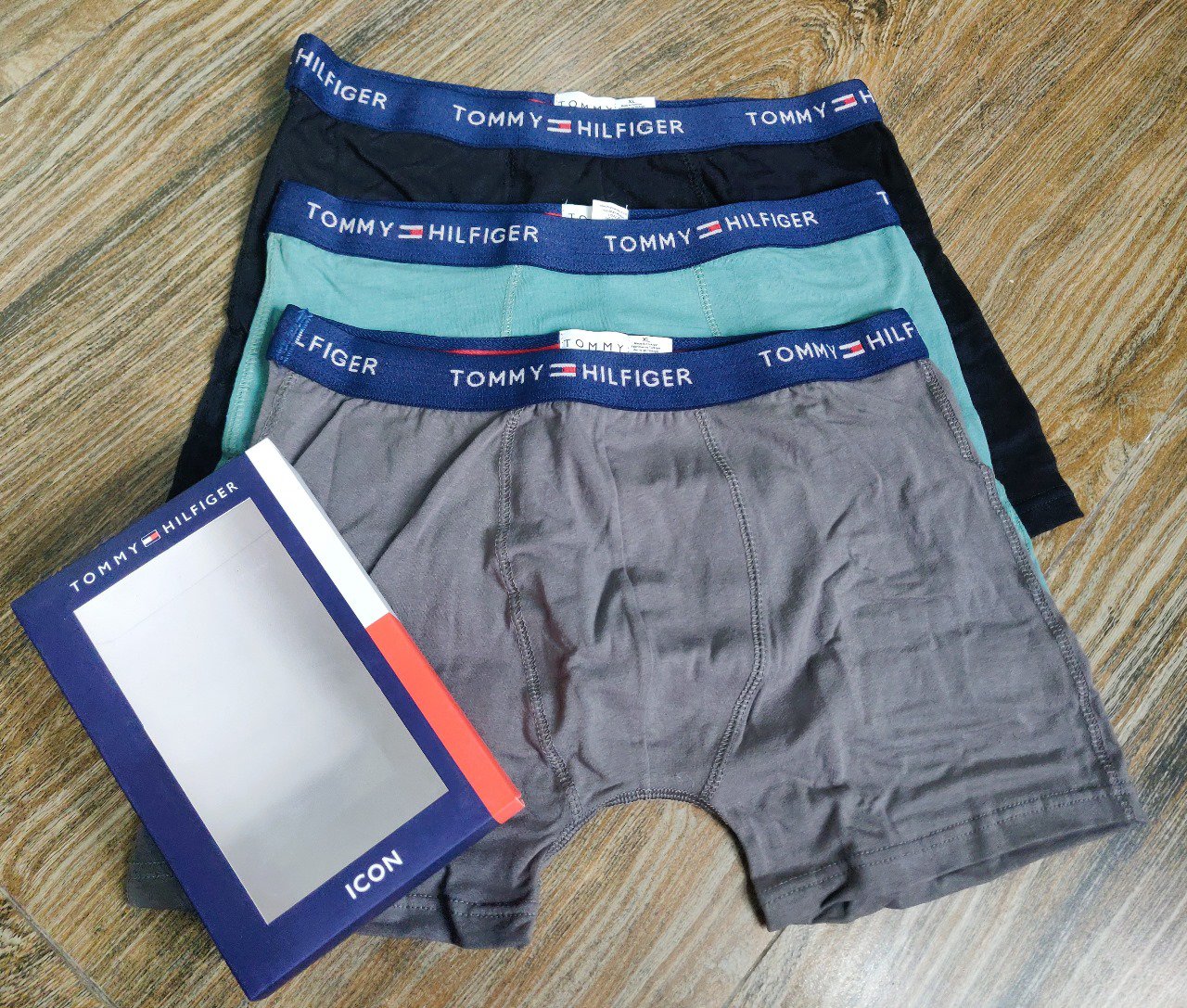 Tommy Hilfiger Men’s Icon Boxer Briefs – 3 Pack