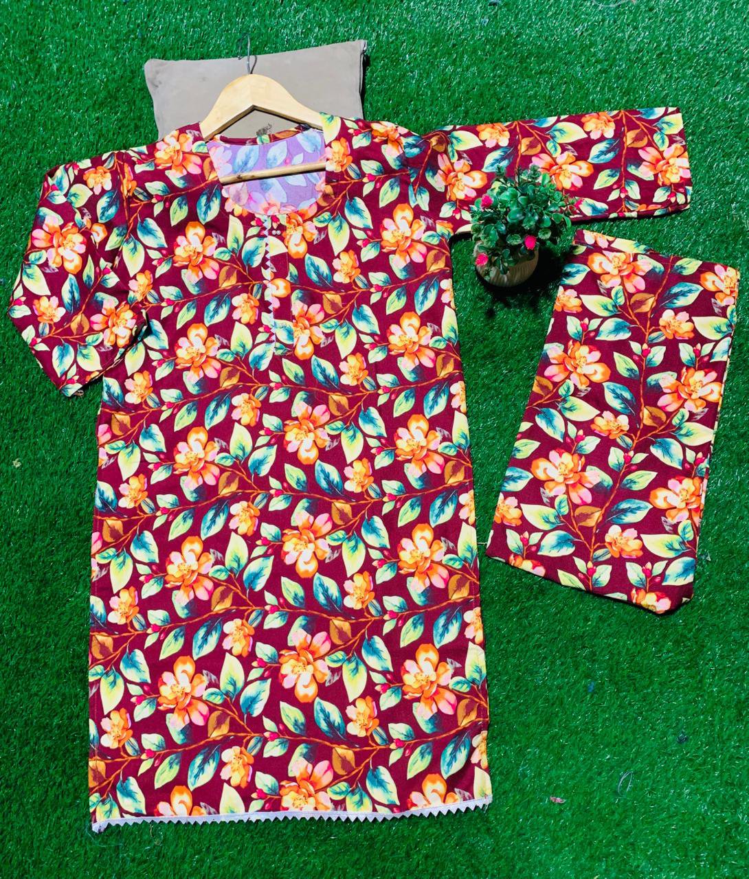 : Bright Floral Khaddar Suit β Colorful Winter Collection πΈπ